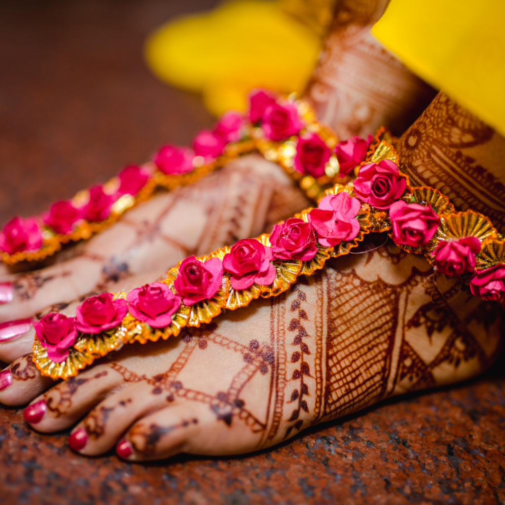 Mehndi: Indian Bride with Henna