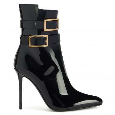 Italian Luxury: Giuseppe Zanotti's Fall/Winter 2023–2024 collection