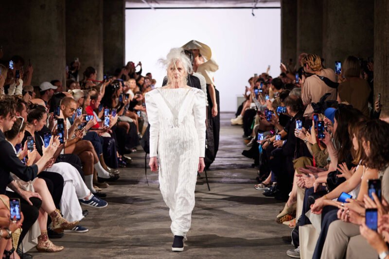 Fashion Week Berlin Sommer Juli 2023 - DZHUS in der Feuerle Collection (Hallesches Ufer 70) 12. Juli 2023