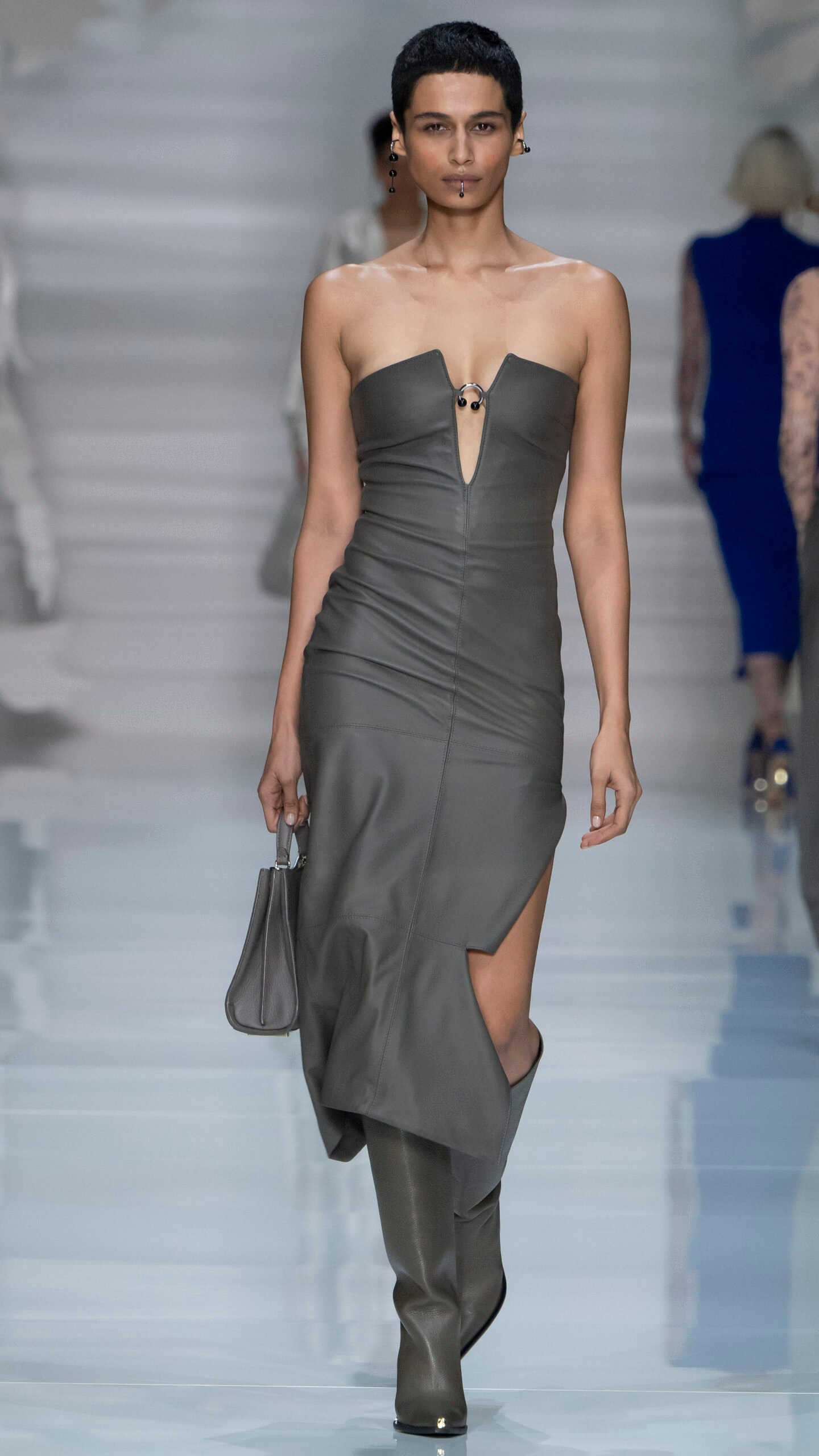 Spring/Summer 2024 Fashion Show by AIGNER