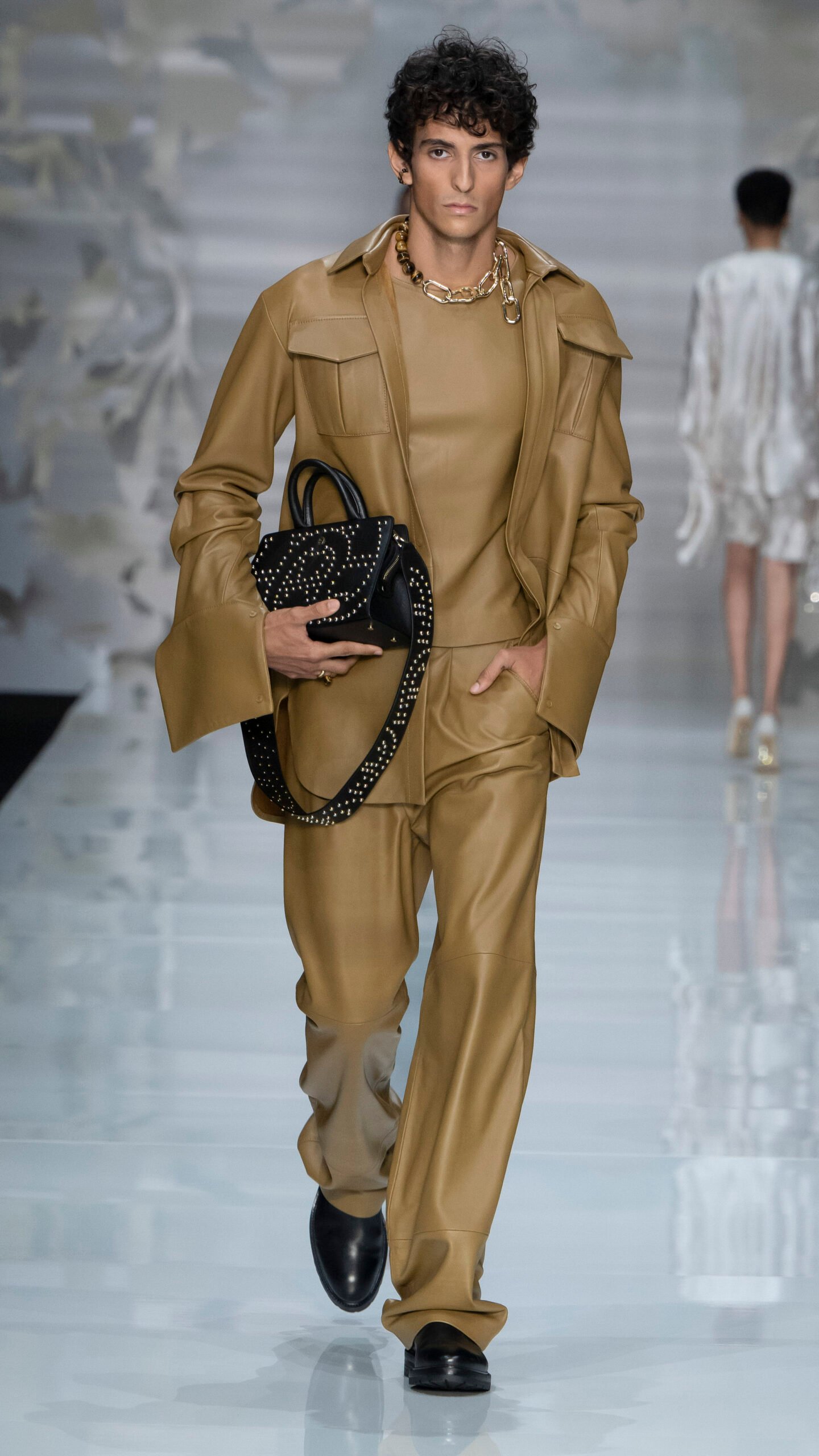 Spring/Summer 2024 Fashion Show by AIGNER