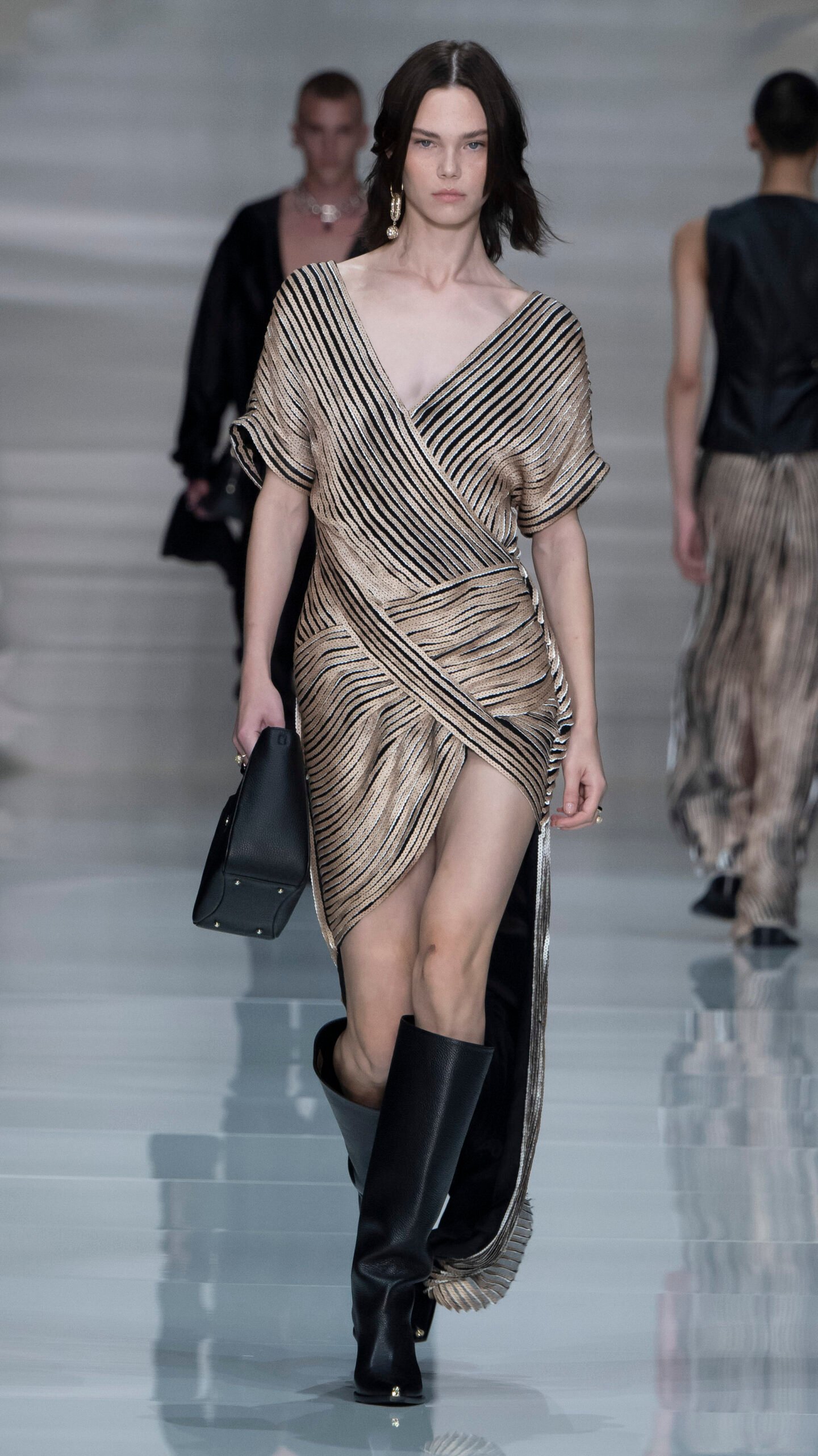 Spring/Summer 2024 Fashion Show by AIGNER