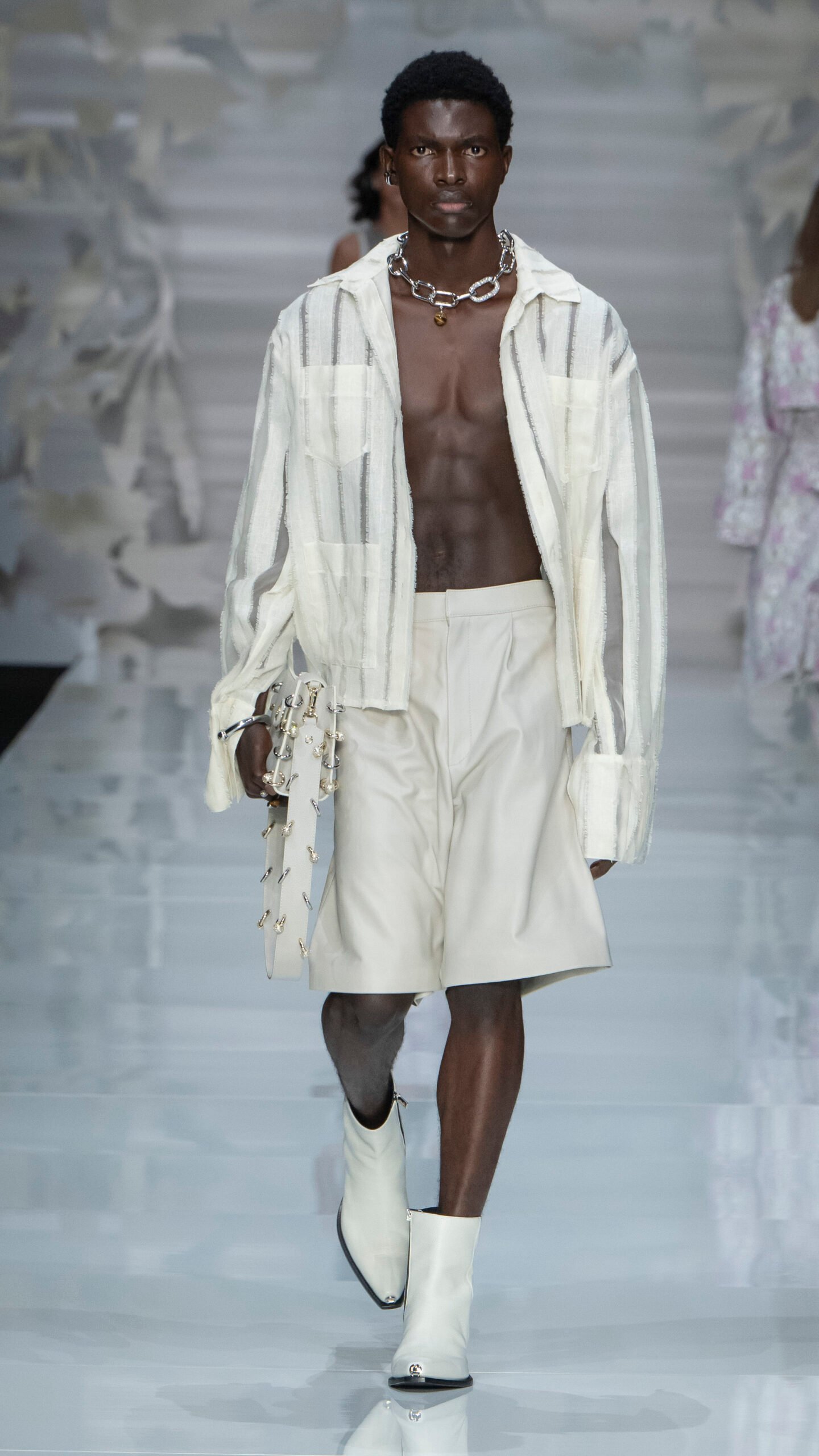 Spring/Summer 2024 Fashion Show by AIGNER