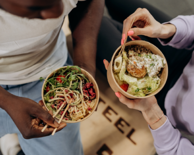 How to Build a Healthier Relationship with Food in the New Year