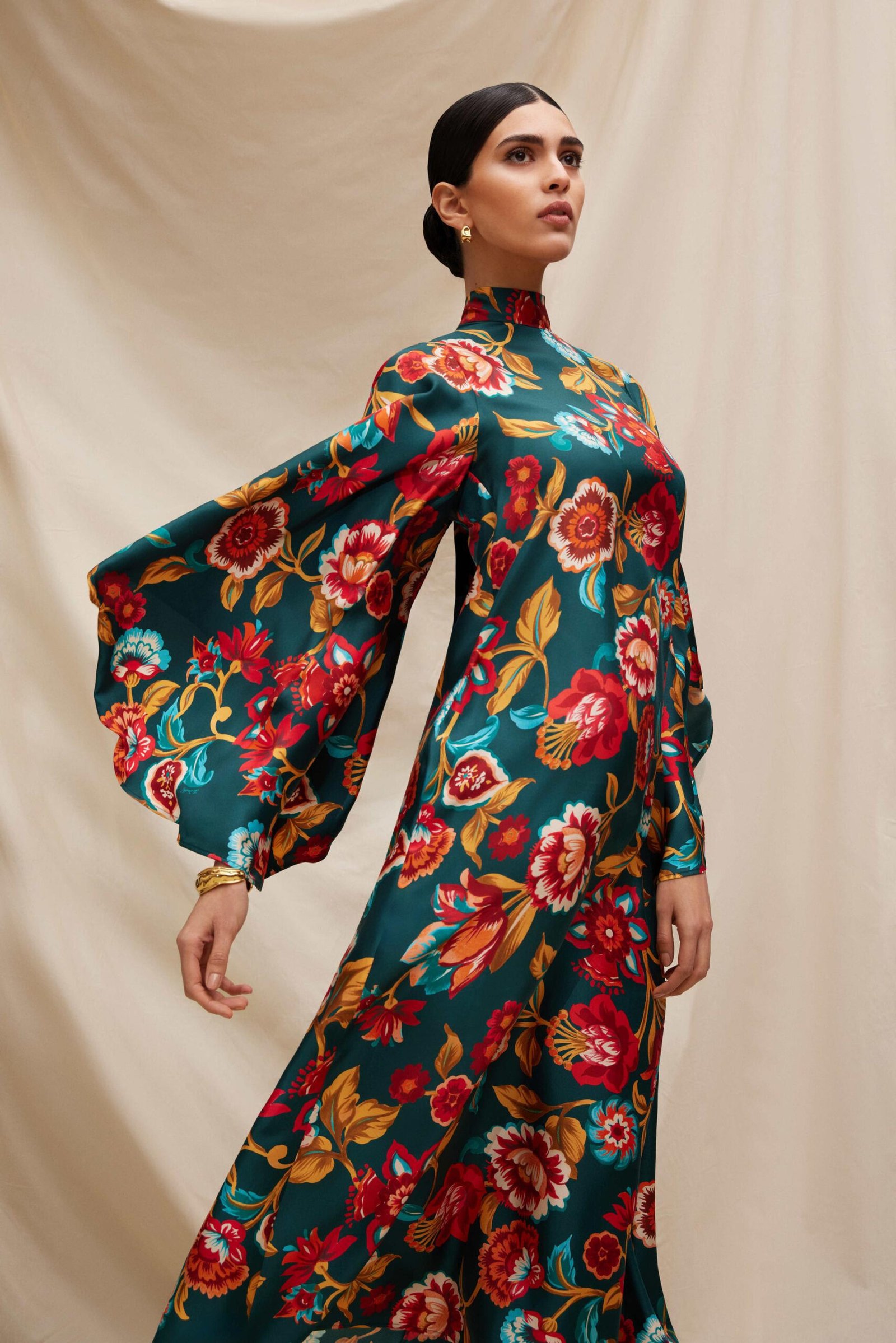 Ramadan's Beauty with the Luxurious La DoubleJ Emerald Collection