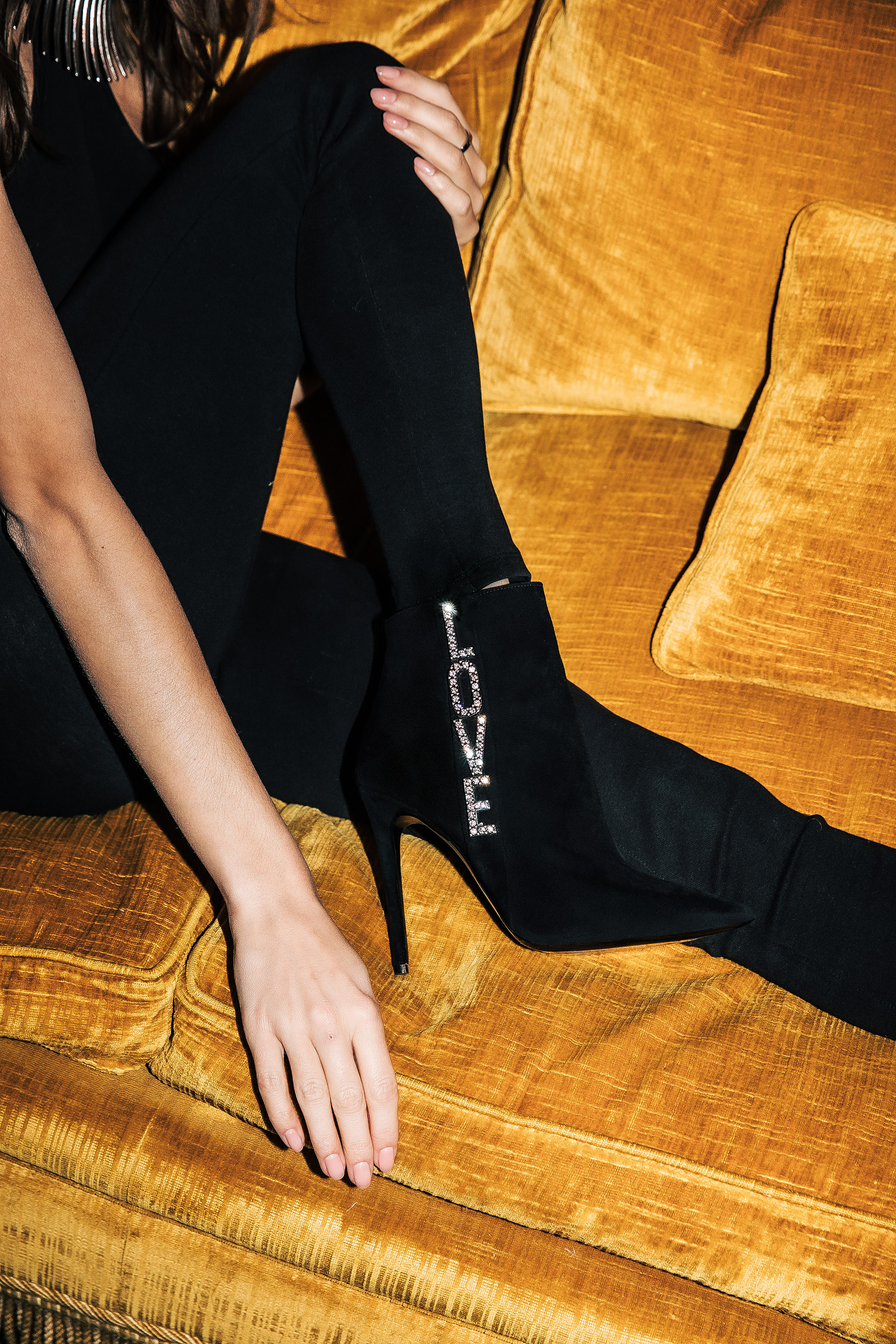 Embrace the magic of nighttime glamour, Minacapilli presents “Eternal Love” for Fall 24/25