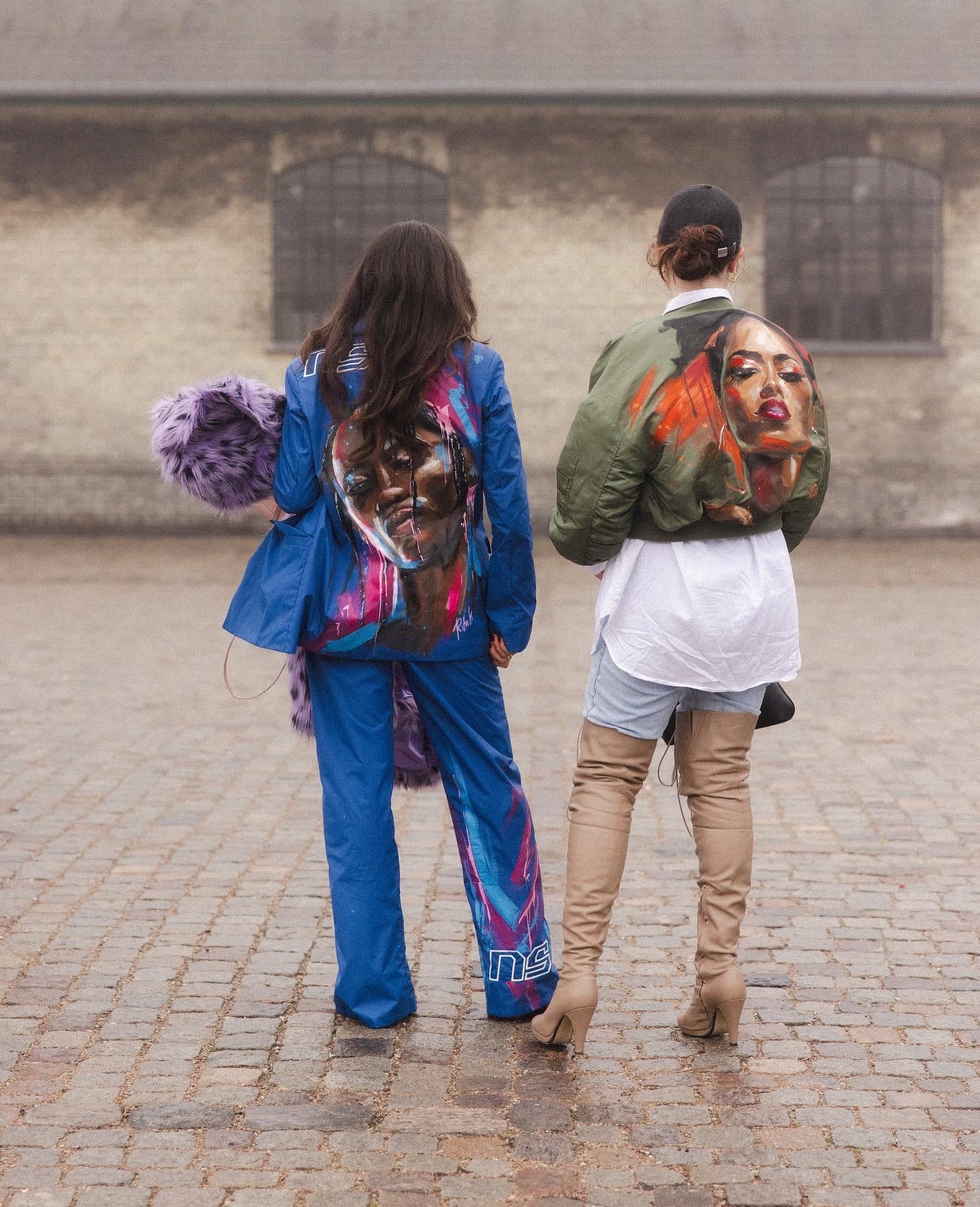 As discussed by Margarita Howis, Colours Have Healing Powers