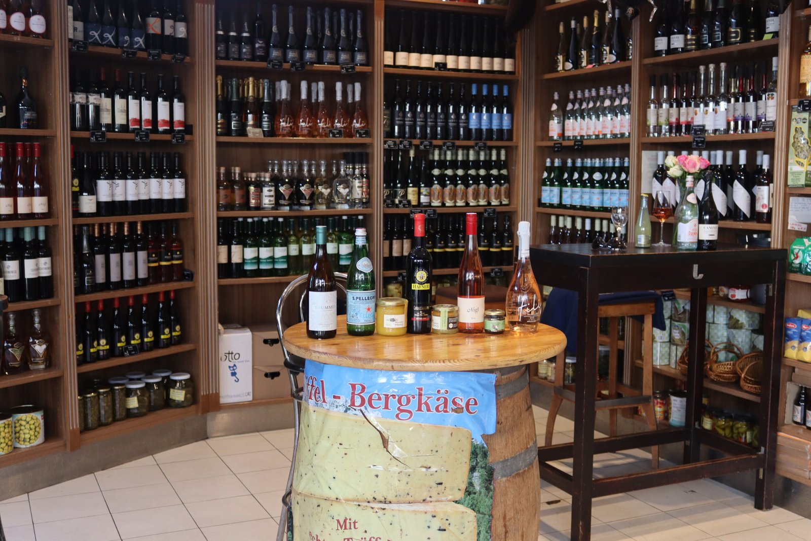 Naschmarkt's Epicurean Delights to Enjoy at Genuss Momente, Vienna