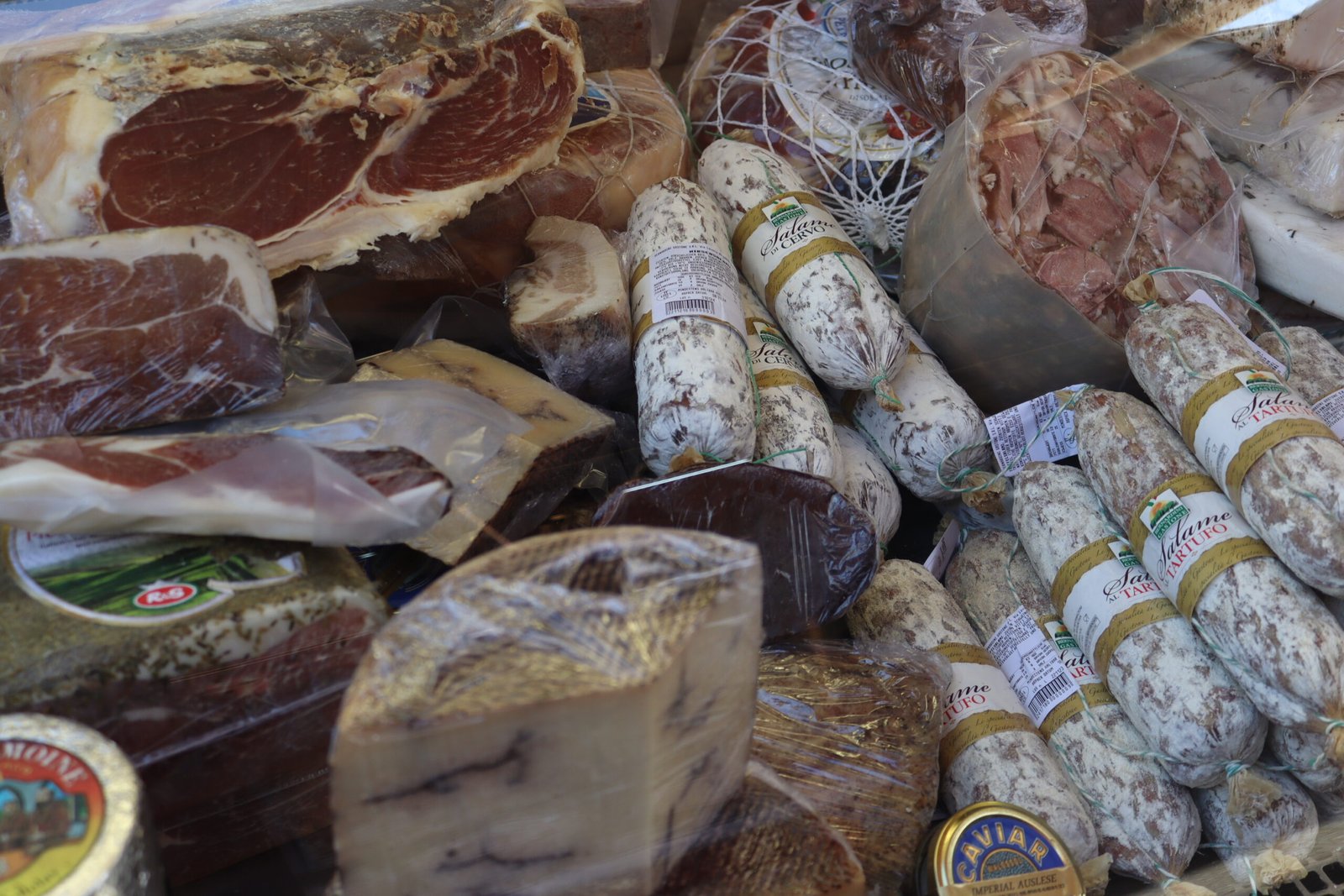 Naschmarkt's Epicurean Delights to Enjoy at Genuss Momente, Vienna