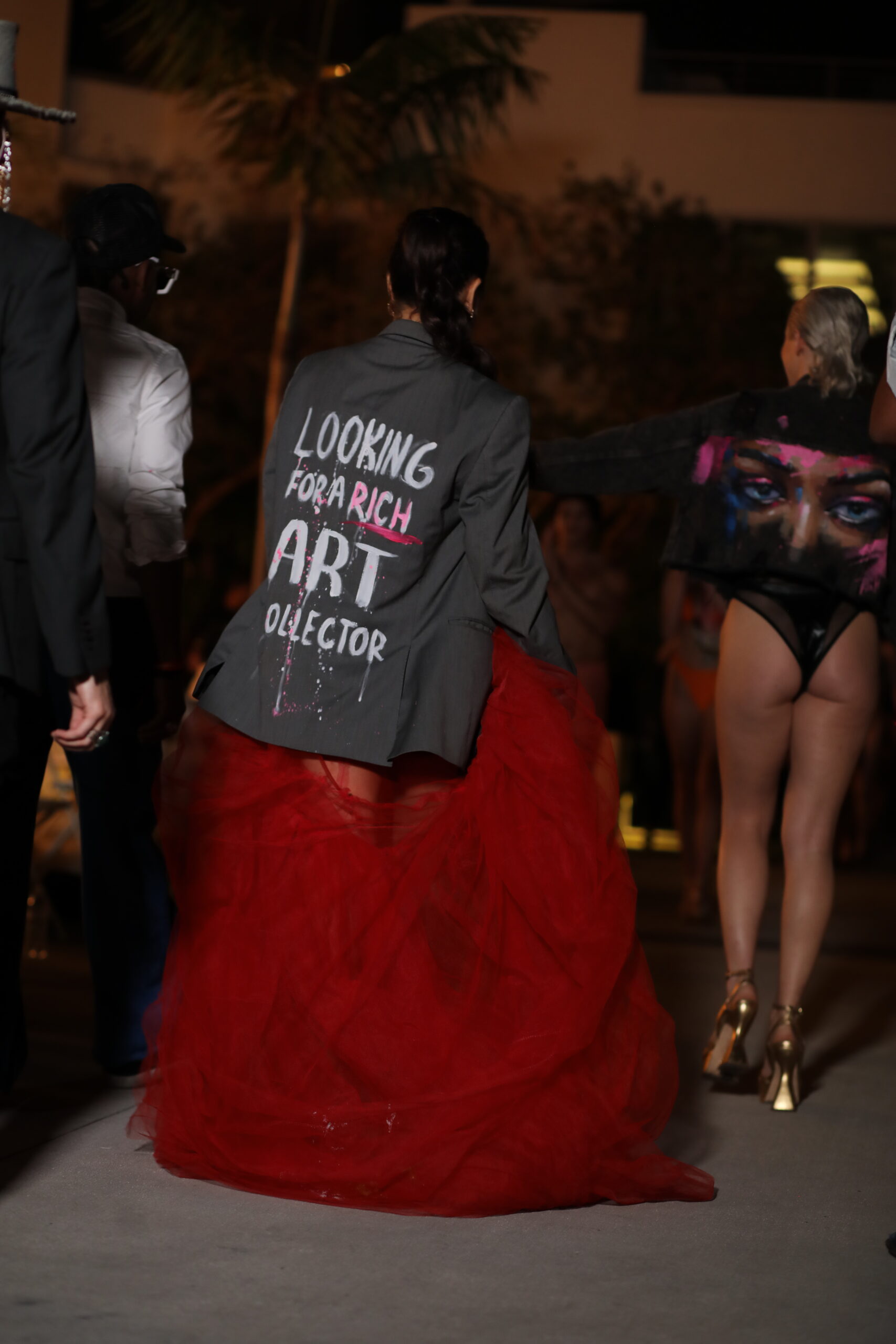 As discussed by Margarita Howis, Colours Have Healing Powers