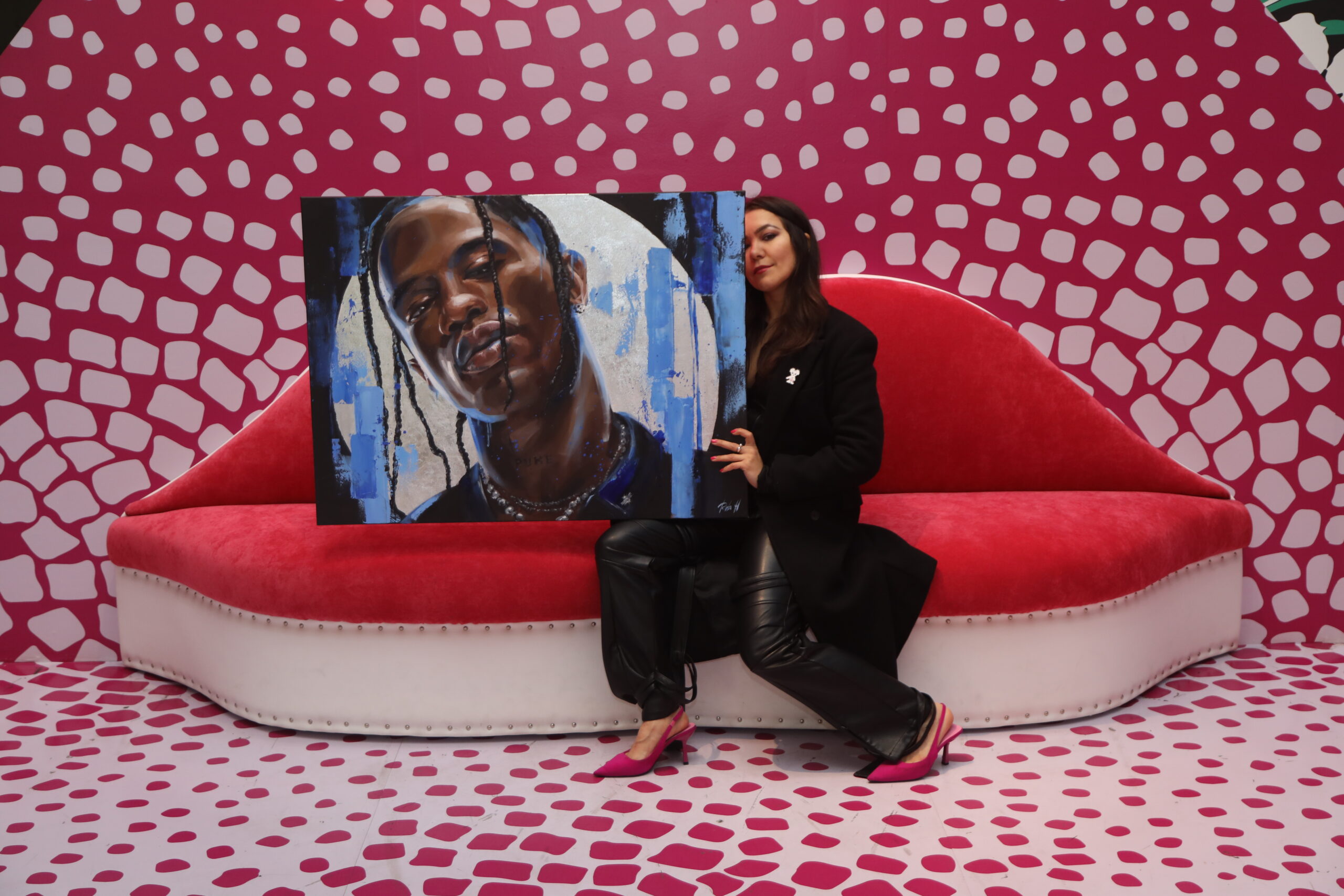 As discussed by Margarita Howis, Colours Have Healing Powers