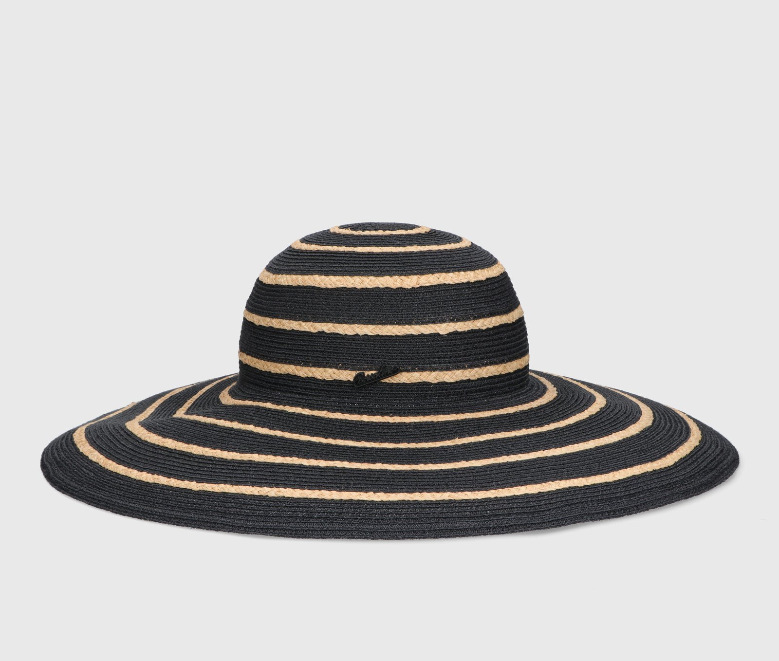 Spring-Summer 2025: Borsalino sets off on a tour of the Bel Paese