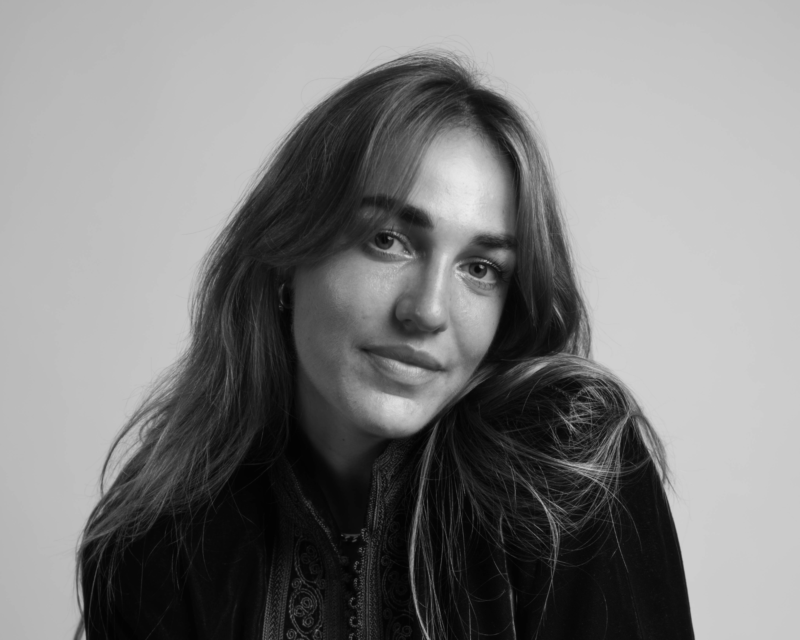 A portrait of Rosell Soravia in an interview with FAB L'Style Magazine on Slow Fashion and Moroccan Craftmanship