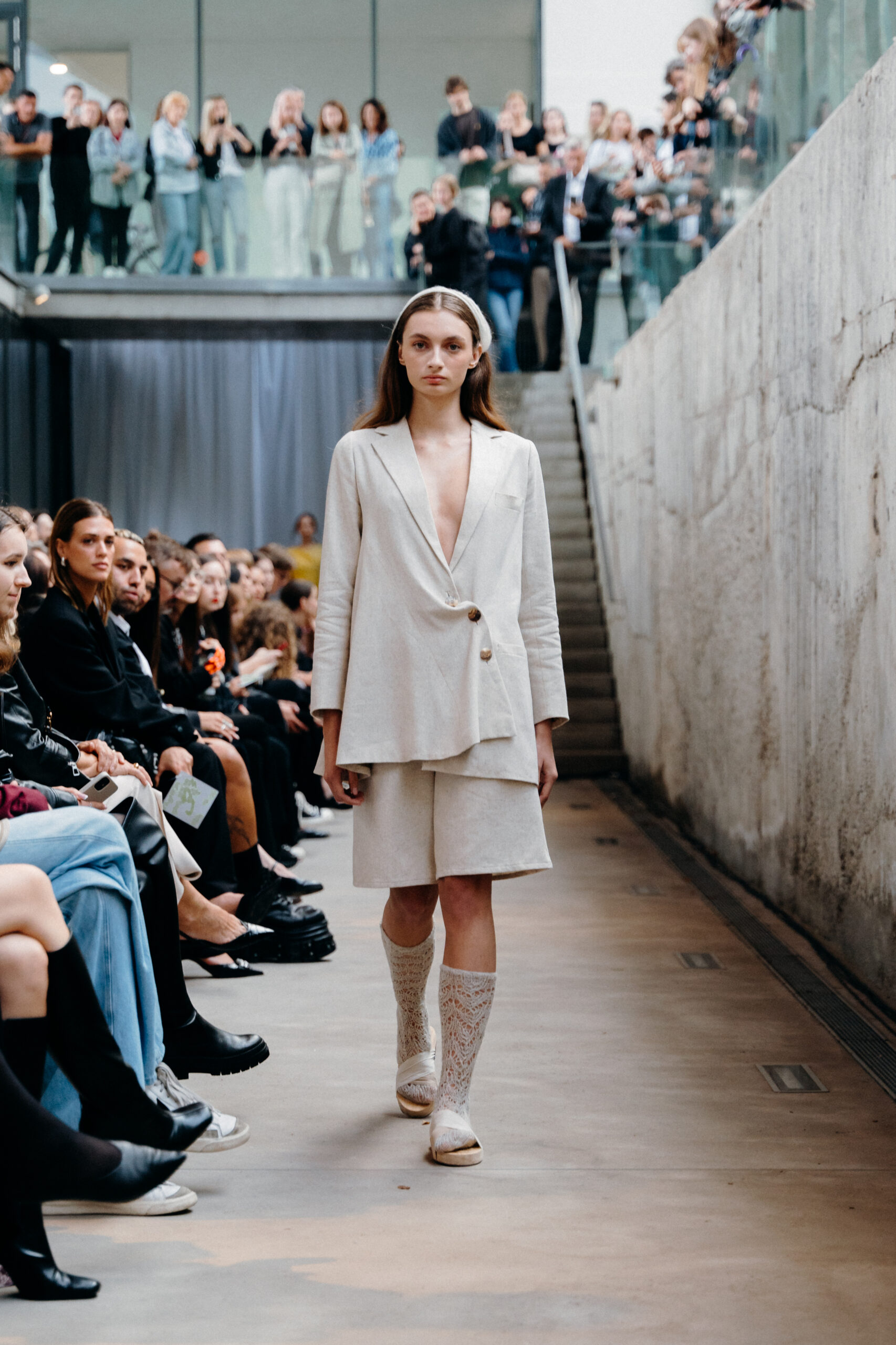 Introverts in Love: What to Do and What Not to Do