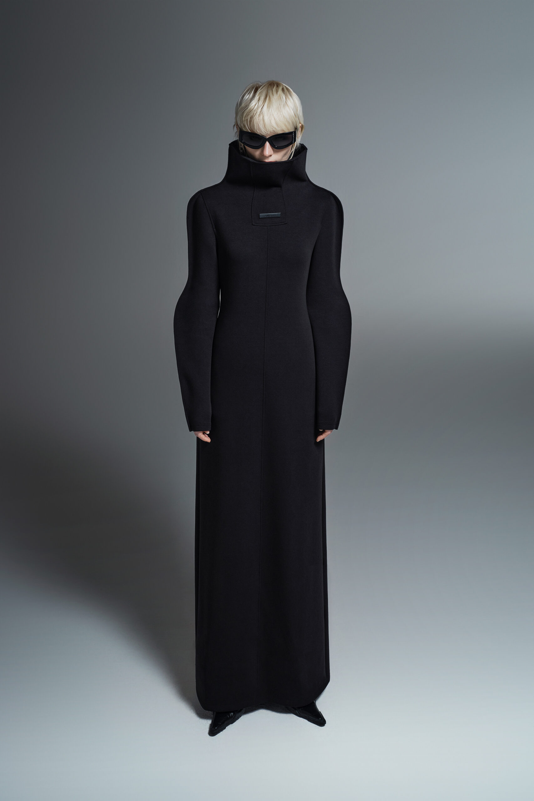 ANNAKIKI SS25: Techno-Natural Utopia and Post-Human Fashion