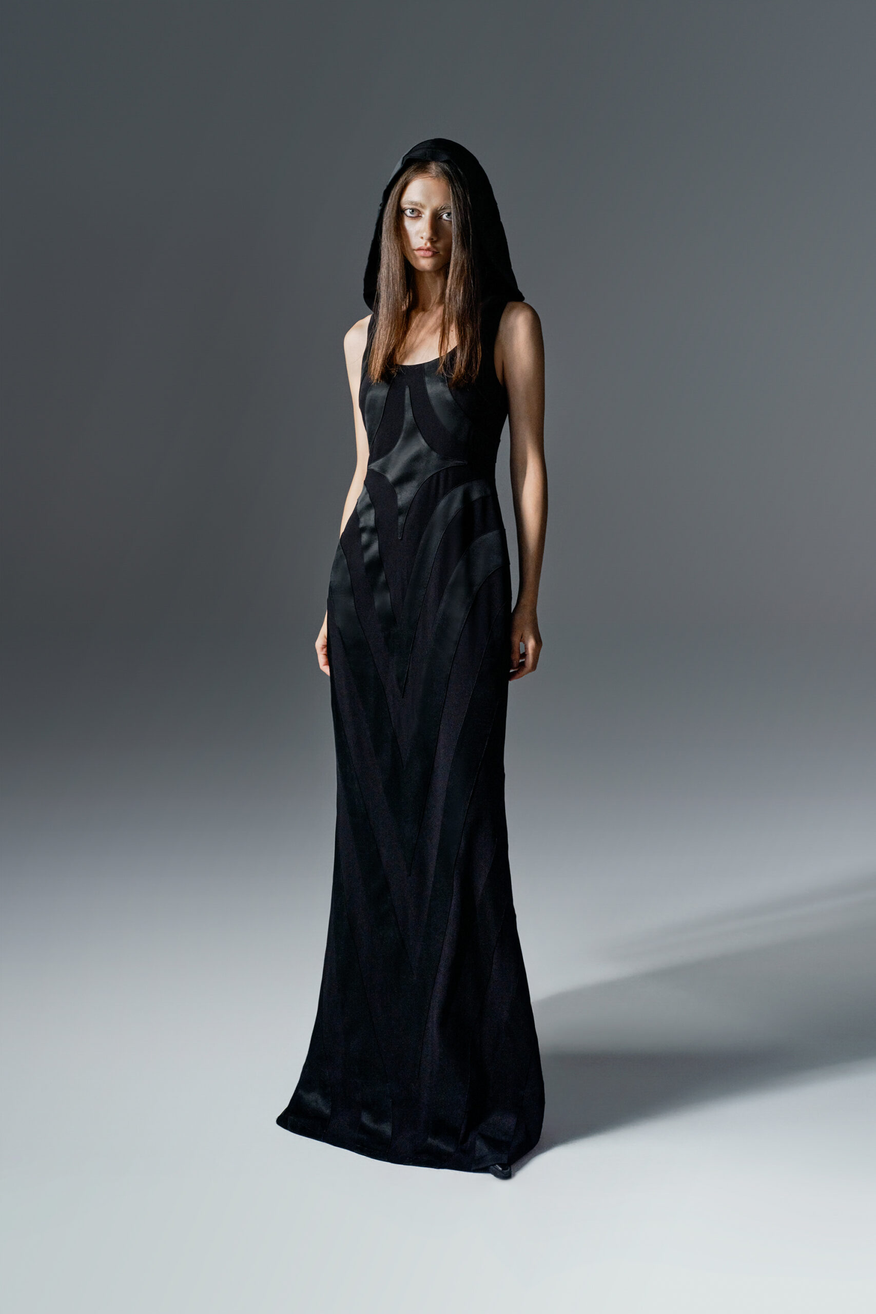 ANNAKIKI SS25: Techno-Natural Utopia and Post-Human Fashion