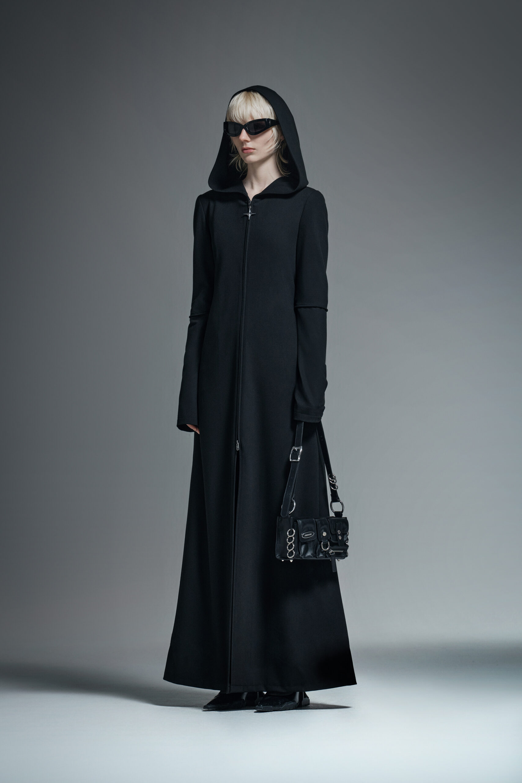 ANNAKIKI SS25: Techno-Natural Utopia and Post-Human Fashion