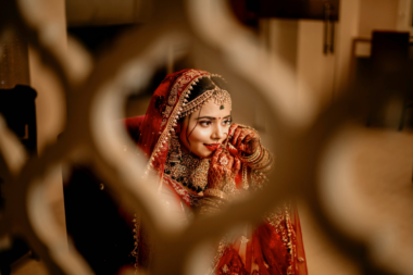 Bride in traditional Indian Baraat procession – Asian wedding traditions