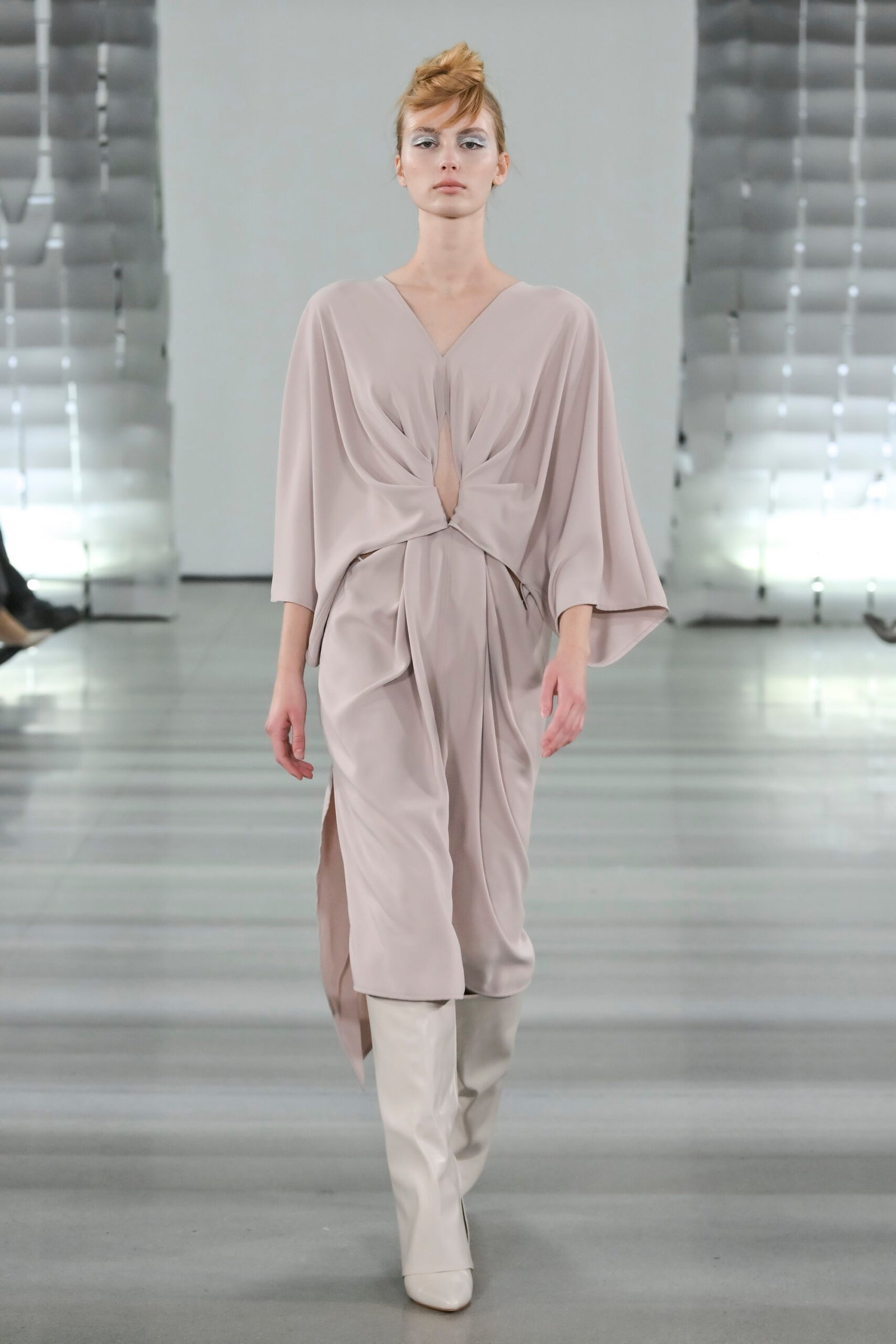 Sustainability and Timeless Fashion from Andrea Pojezdálová at Mercedes-Benz Fashion Live 2024