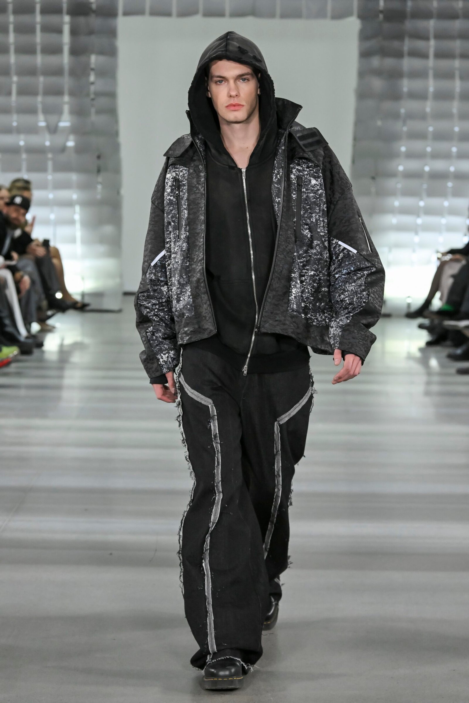 Jakub Matiašovič’s fashion collection inspired by brutalist architecture, featuring hand-drawn prints at MB Fashion Live 2024.