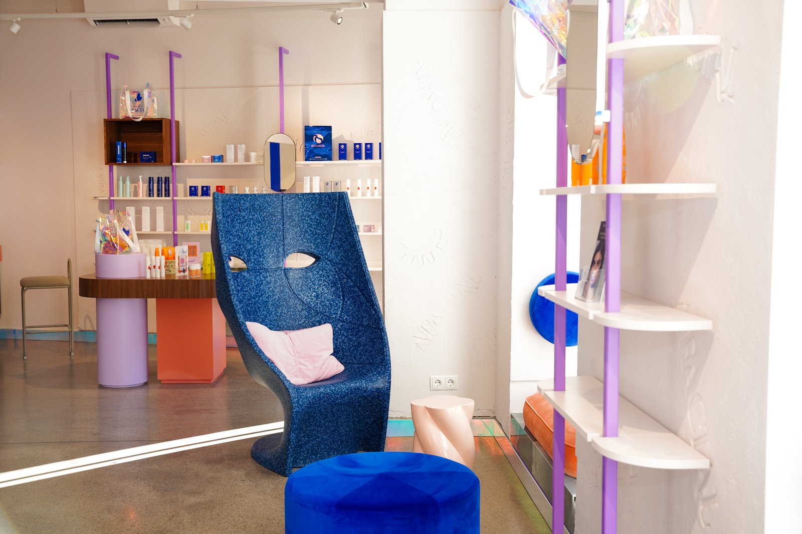 Modern skincare studio interior at Afacial Skinbar Vienna