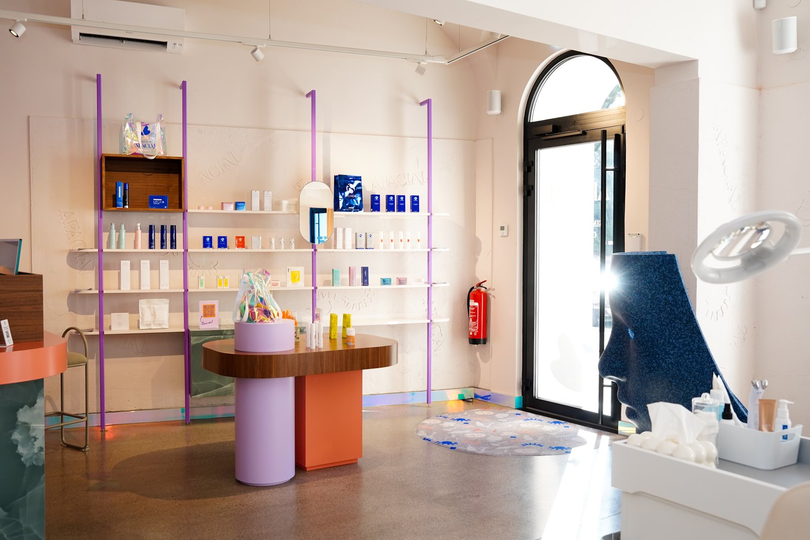 Modern skincare studio interior at Afacial Skinbar Vienna