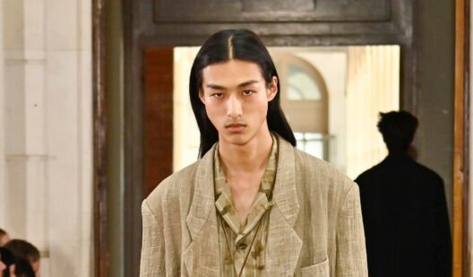 Ziggy Chen Ambiepose Spring Summer 2027 runway look featuring rough matte textures and restrained silhouettes